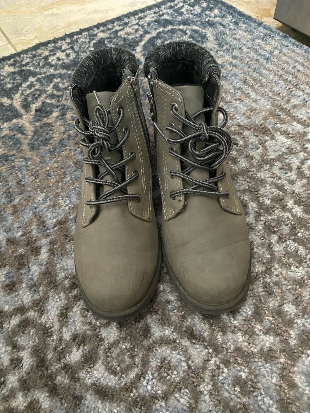 Women's Lace-Up Ankle Boots - Grey